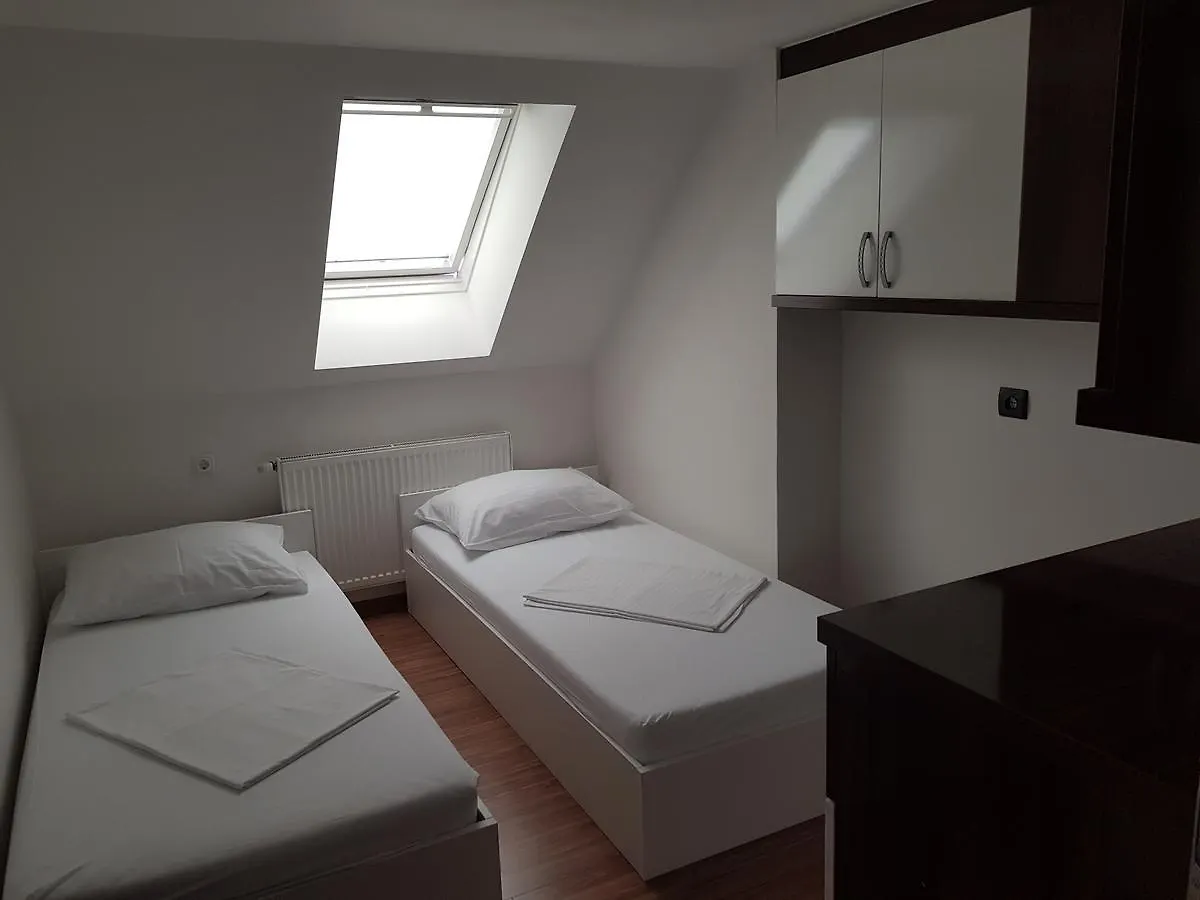 Hotel Domacija Vodnik & Apartments Cerklje na Gorenjskem
