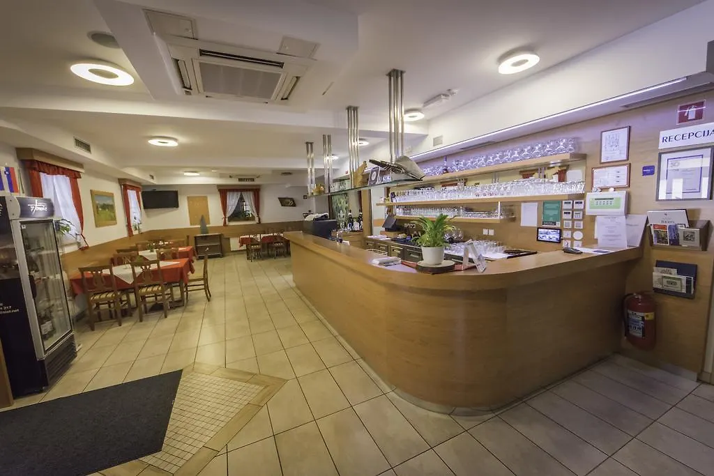 *** Hotel Domacija Vodnik & Apartments Cerklje na Gorenjskem Eslovenia