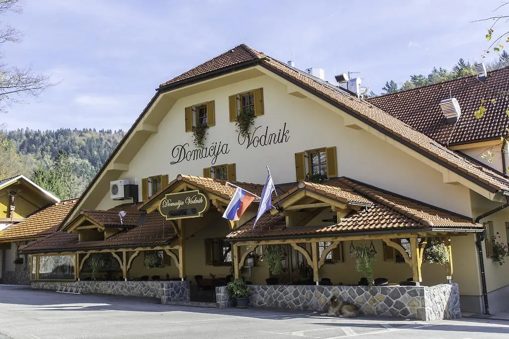 Domacija Vodnik & Apartments Cerklje na Gorenjskem Hotel